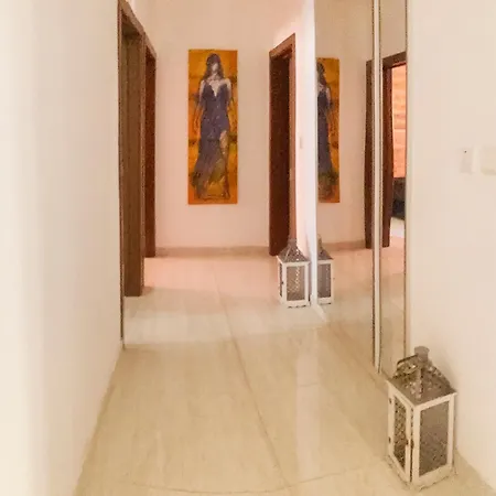 Xl Bugibba Home, 4br 4bath Sea View Balcony & Bbq Appartement